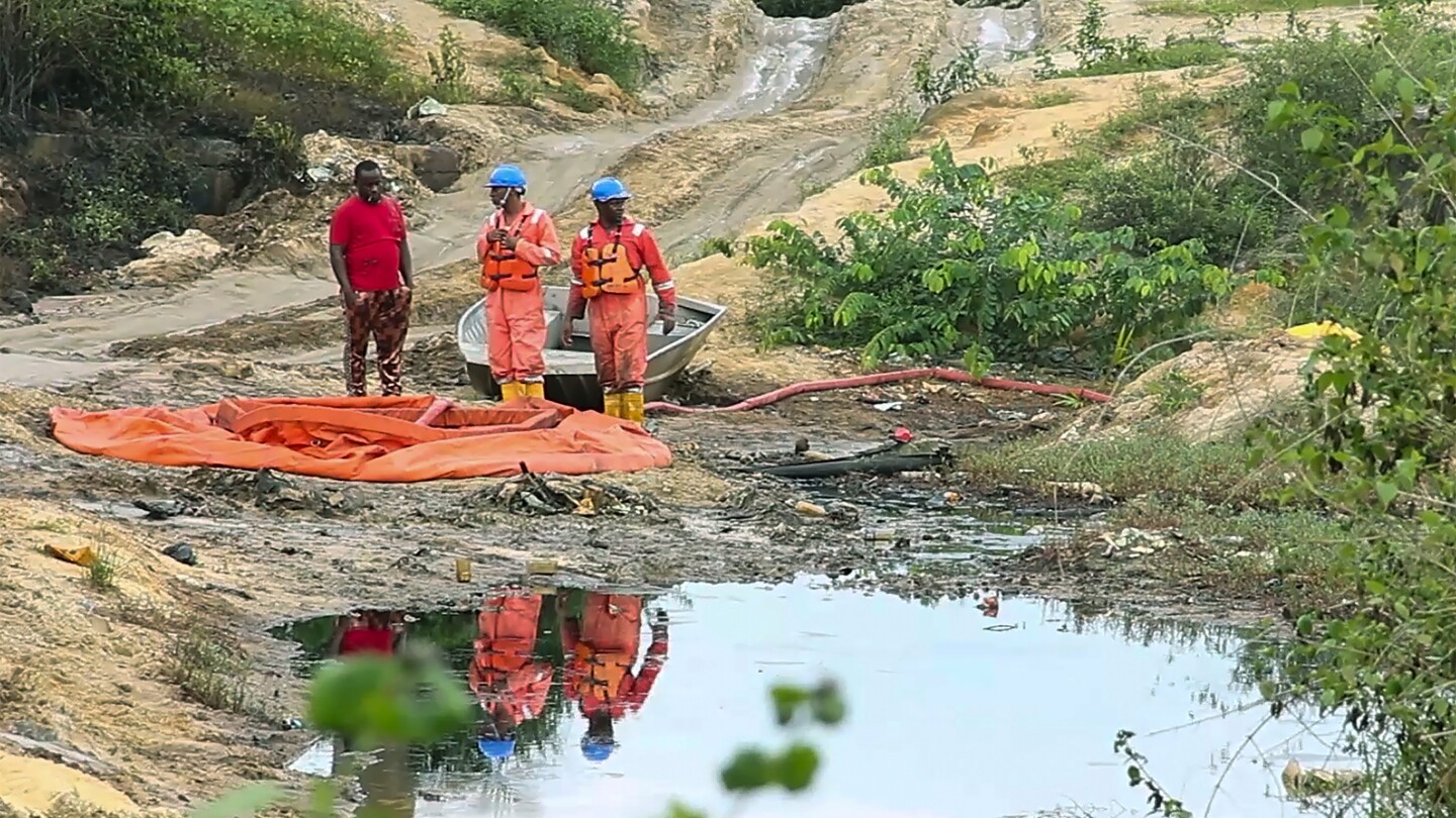 Shell Pipeline Rupture Sparks Oil Spill in Nigeria’s Niger Delta - DNE ...