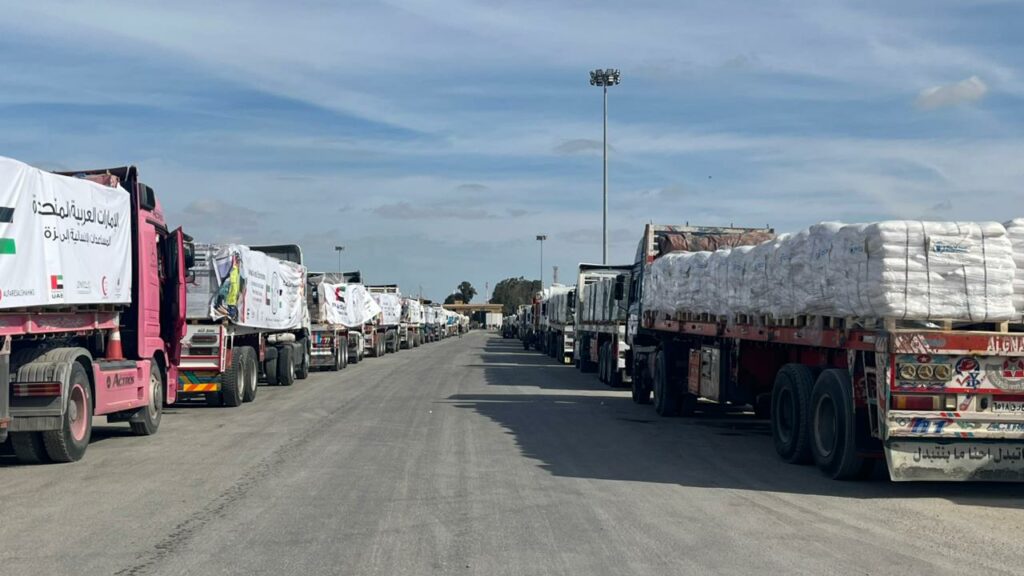 Egypt Announces Daily Entry of 600 Aid Trucks into Gaza Following Ceasefire