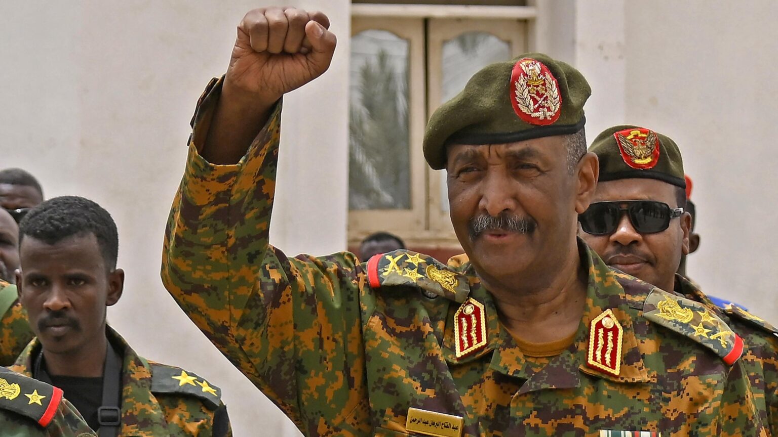 Sudanese Army Chief Visits Retaken HQ, Vows to Defeat RSF