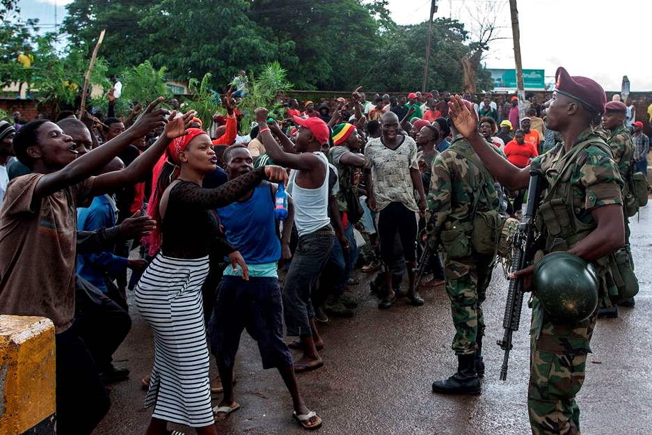 Malawi Cuts Growth Forecast to 3.2% as Protests Erupt, President Blames Opposition