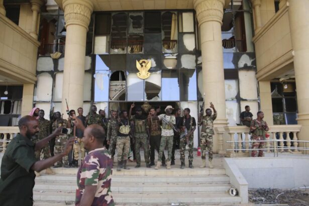 Sudanese Army Reclaims Key Government Sites in Central Khartoum