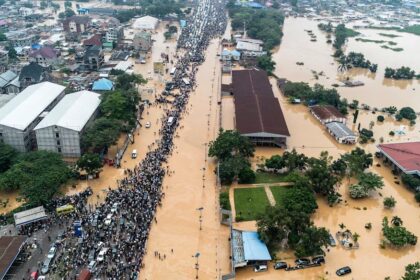 Deadly Floods Strike Kinshasa, Killing at Least 22 and Severing Airport Access