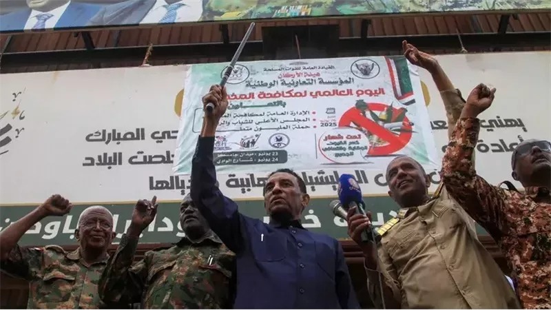 Sudan PM Visits War-Torn Khartoum as Reconstruction Costs Soar to $700bn