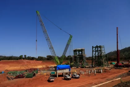 Guinea Launches Giant Simandou Iron Mine in Bid to Boost Economy