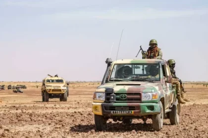 Bamako Under Siege: Armed Groups Establish Checkpoints Around Malian Capital as Northern Bases Fall