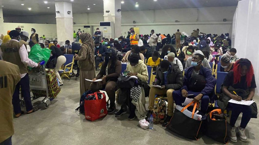 stranded Nigerians 1062x598 1